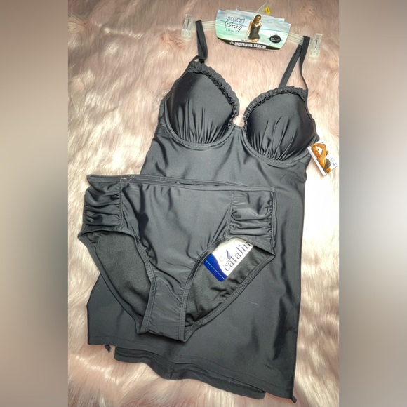 Catalina Other - Woman’s Swimsuit | 36c Top